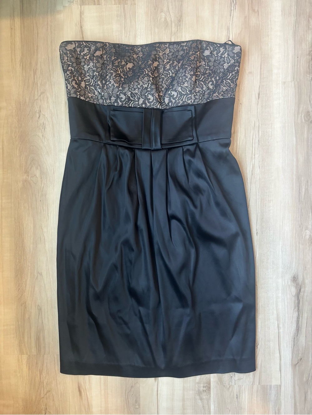 like new - Y2K cocktail dress - size 10